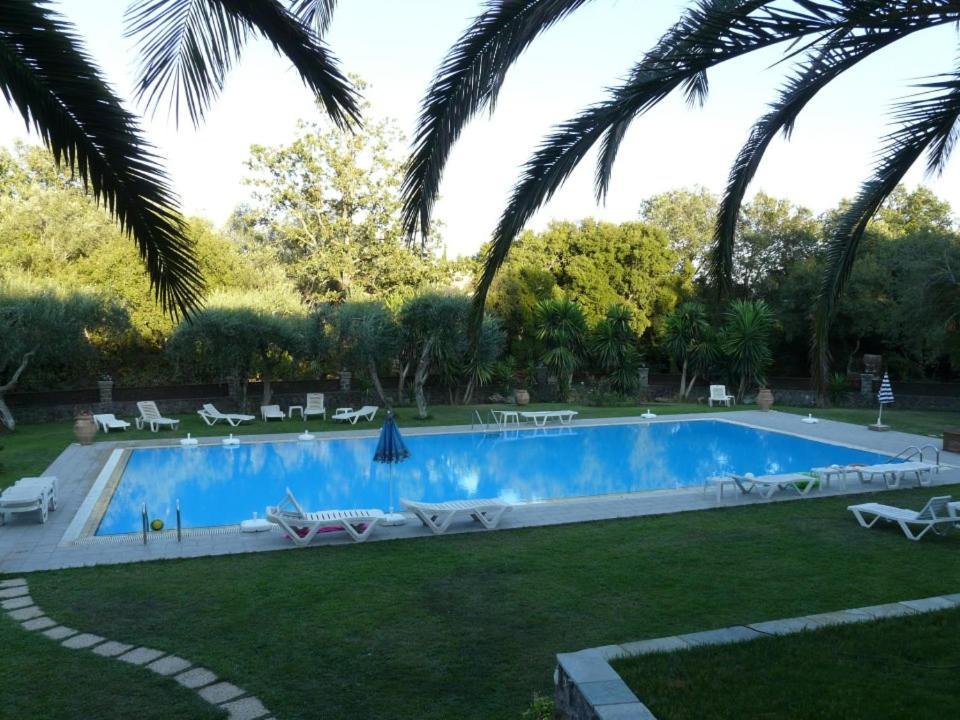 Fiori Hotel Gouvia Luaran gambar