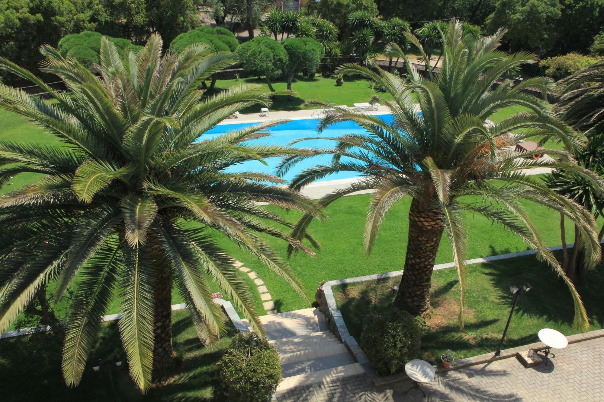 Fiori Hotel Gouvia Luaran gambar