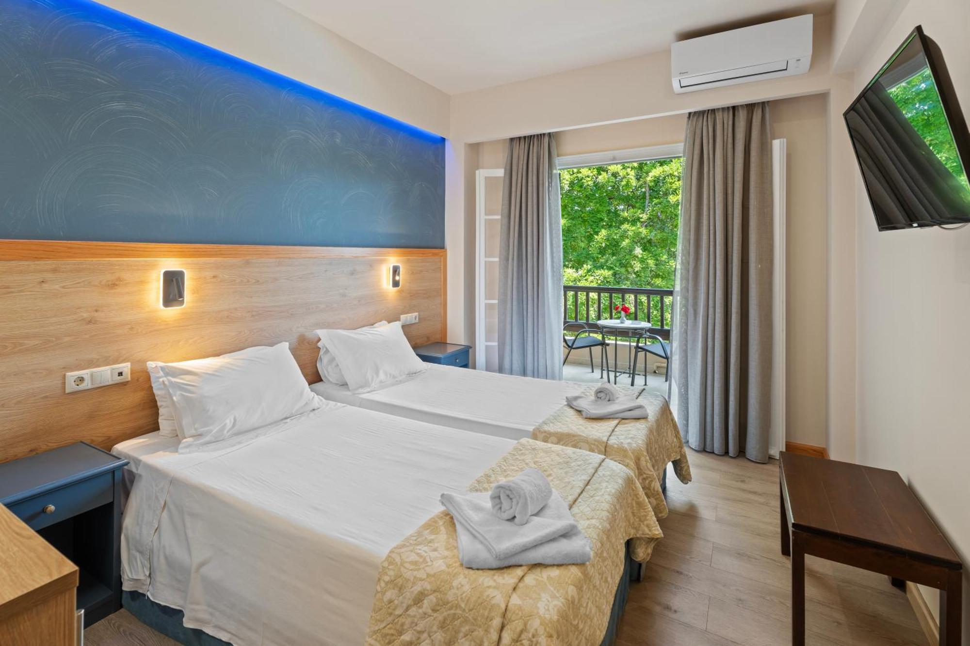 Fiori Hotel Gouvia Luaran gambar
